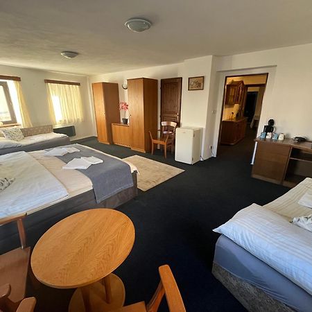 Apartmany Baroko بروموف المظهر الخارجي الصورة